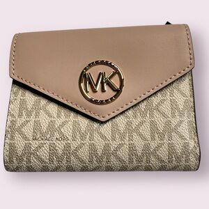 Michael Kors Carmen Bi-fold Signature Monogram Gold Logo Brand New‎
